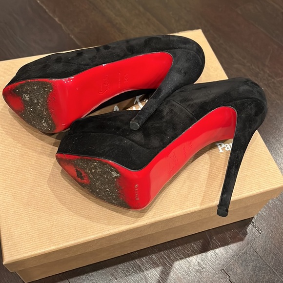 Black suede Louboutin platform heals Sz 38.5 - Picture 5 of 9
